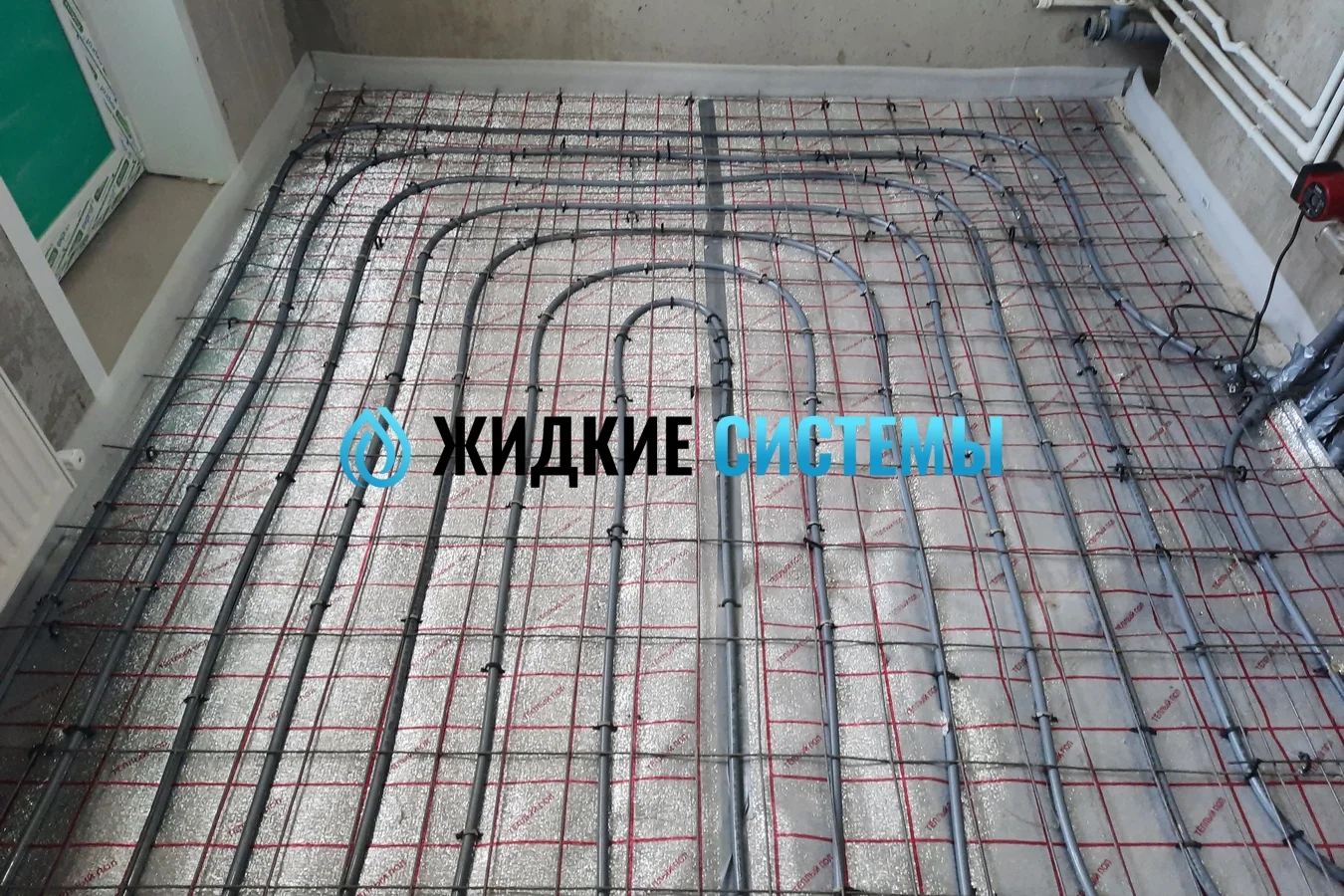 Монтаж тёплого пола c водяным подогревом трубой PE-Xa Evoh для кухни